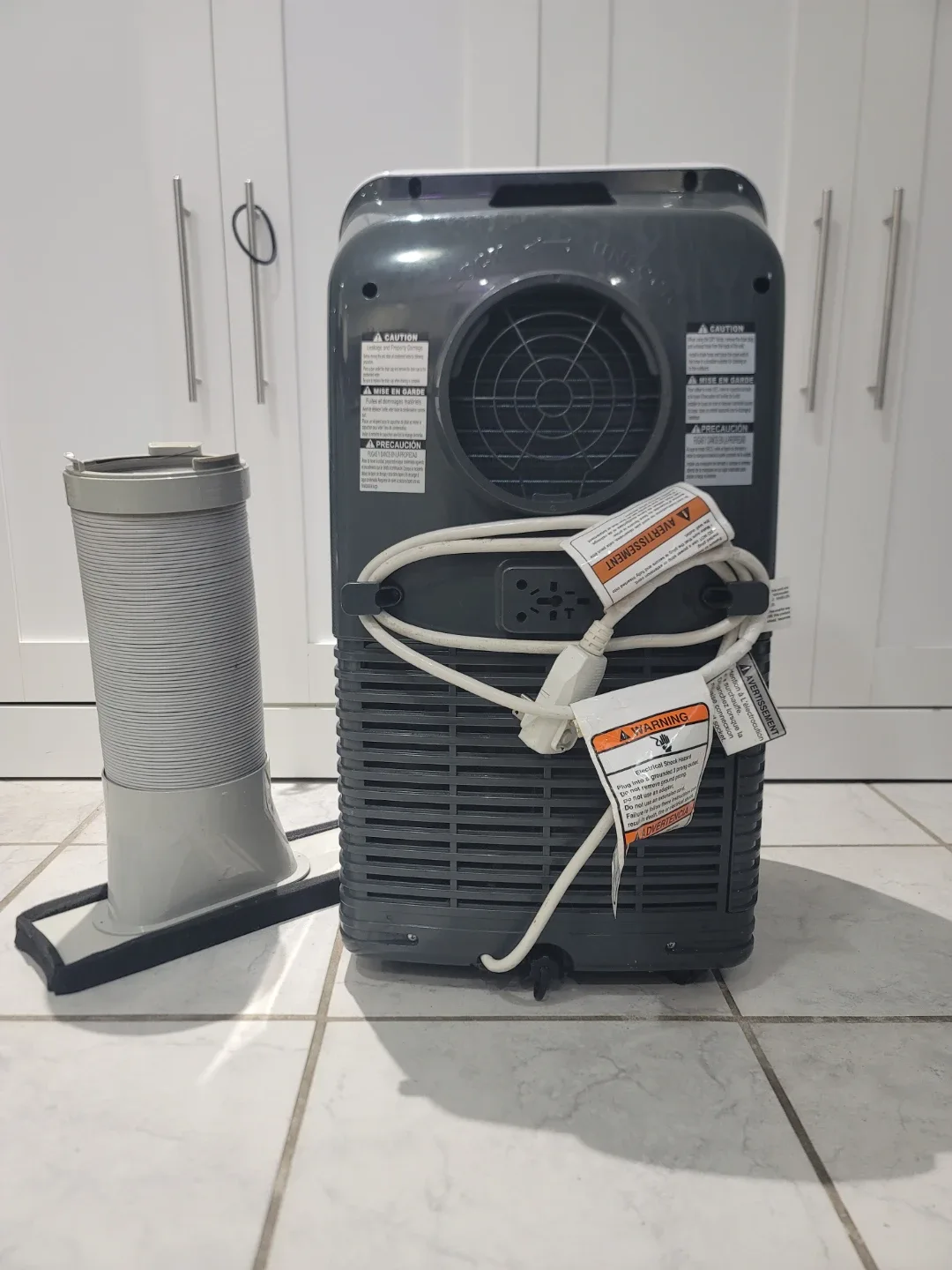 Insignia Portable Air Conditioner NS-AC8PWH9-C - photo 3