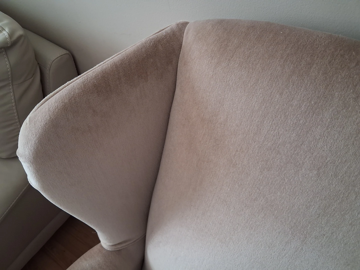Beige Wingback Armchair - photo 3
