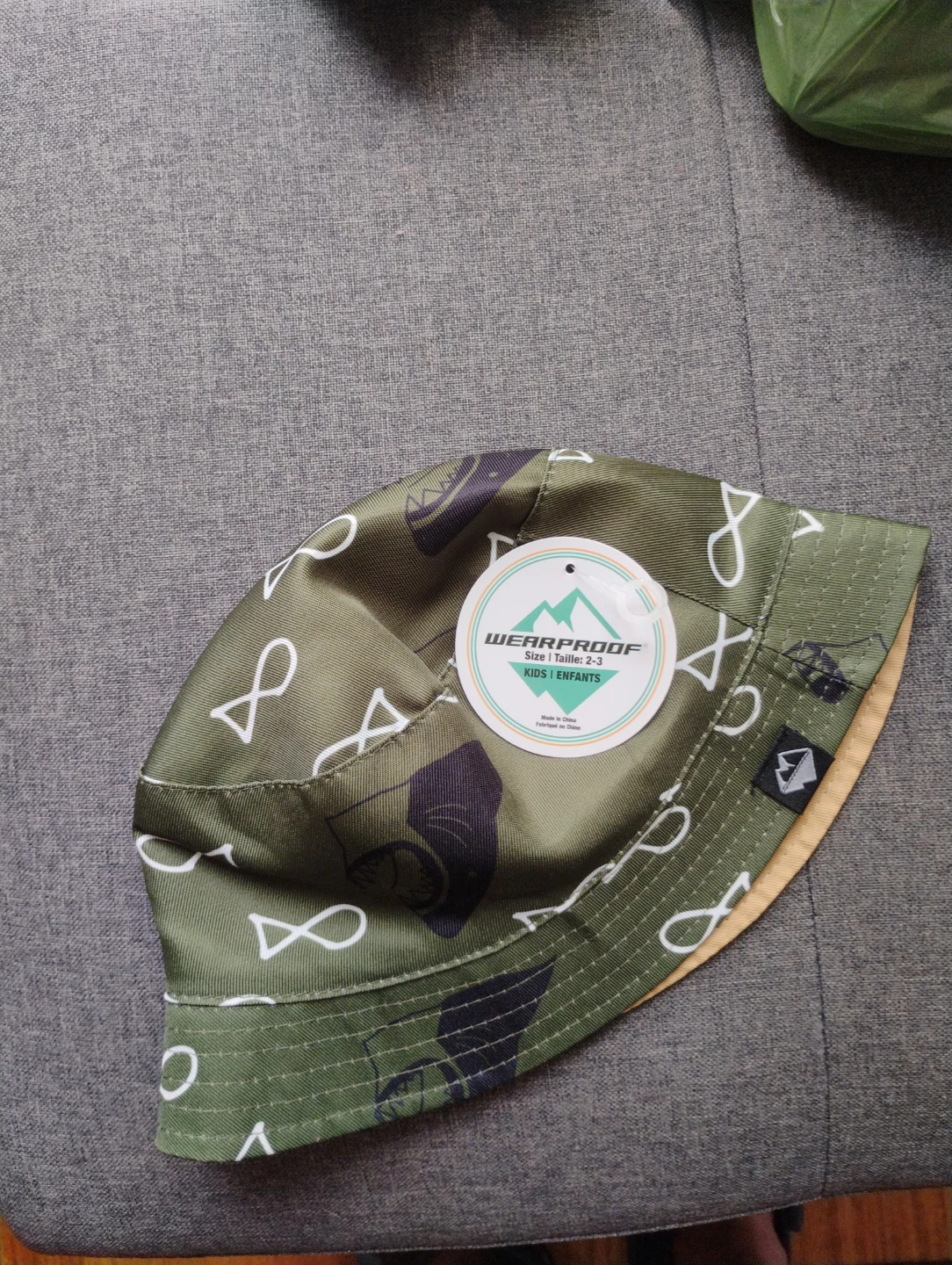 Brand New Wearproof Kids Bucket Hat - Size 2-3