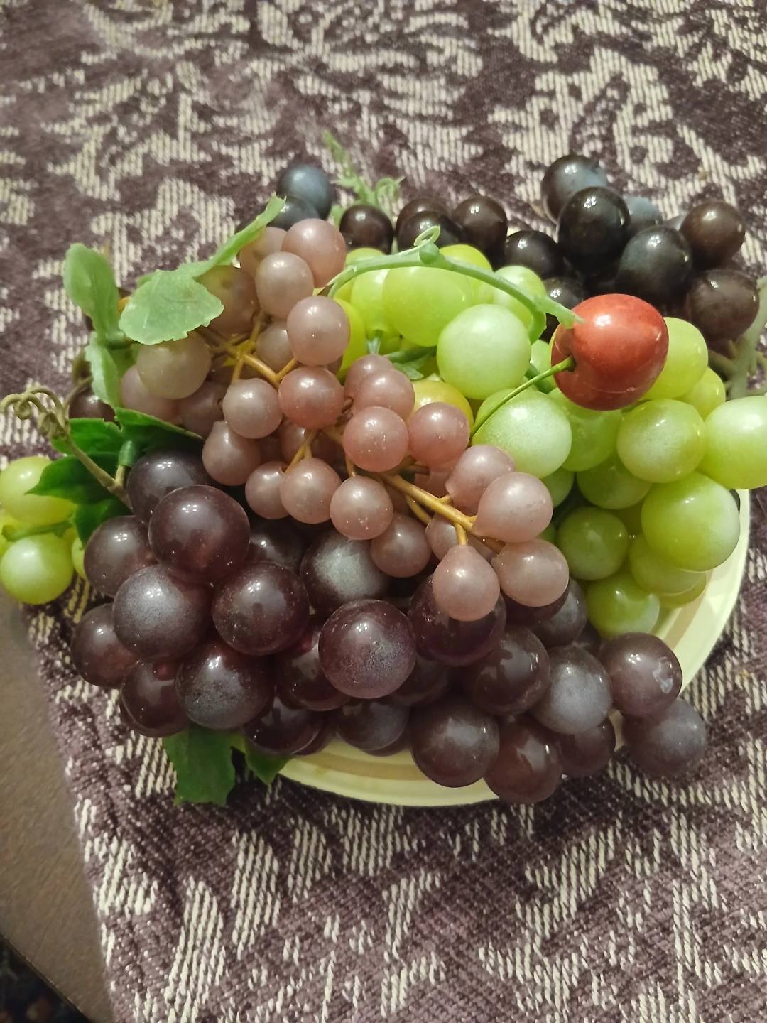 Artificial Grapes Display - photo 3