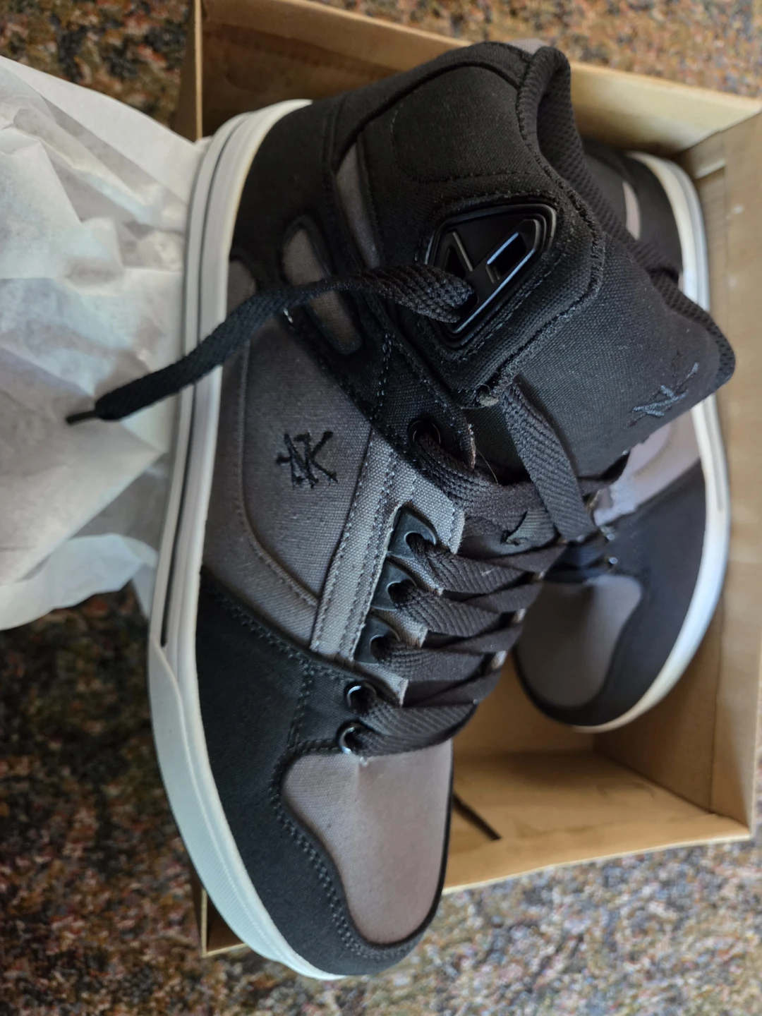 Men's Black & Grey Athletic Shoes Size 9 - photo 2