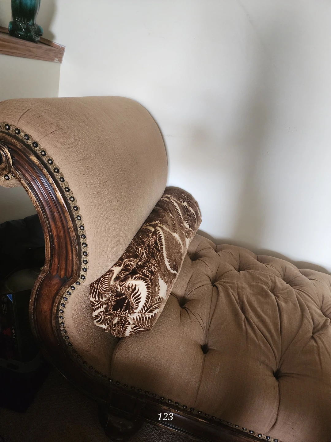 Tufted Chaise Lounge with Bolster Pillows - photo 3