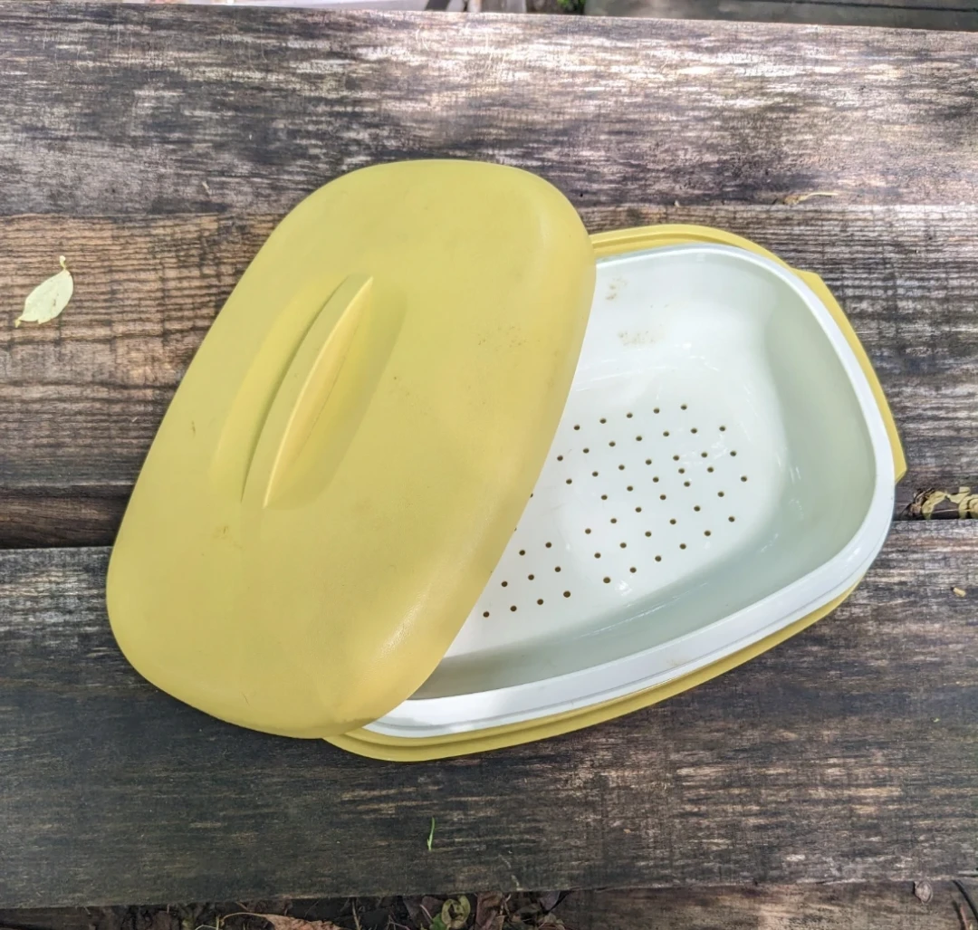 Vintage Tupperware Kitchen Gadget Set - photo 3