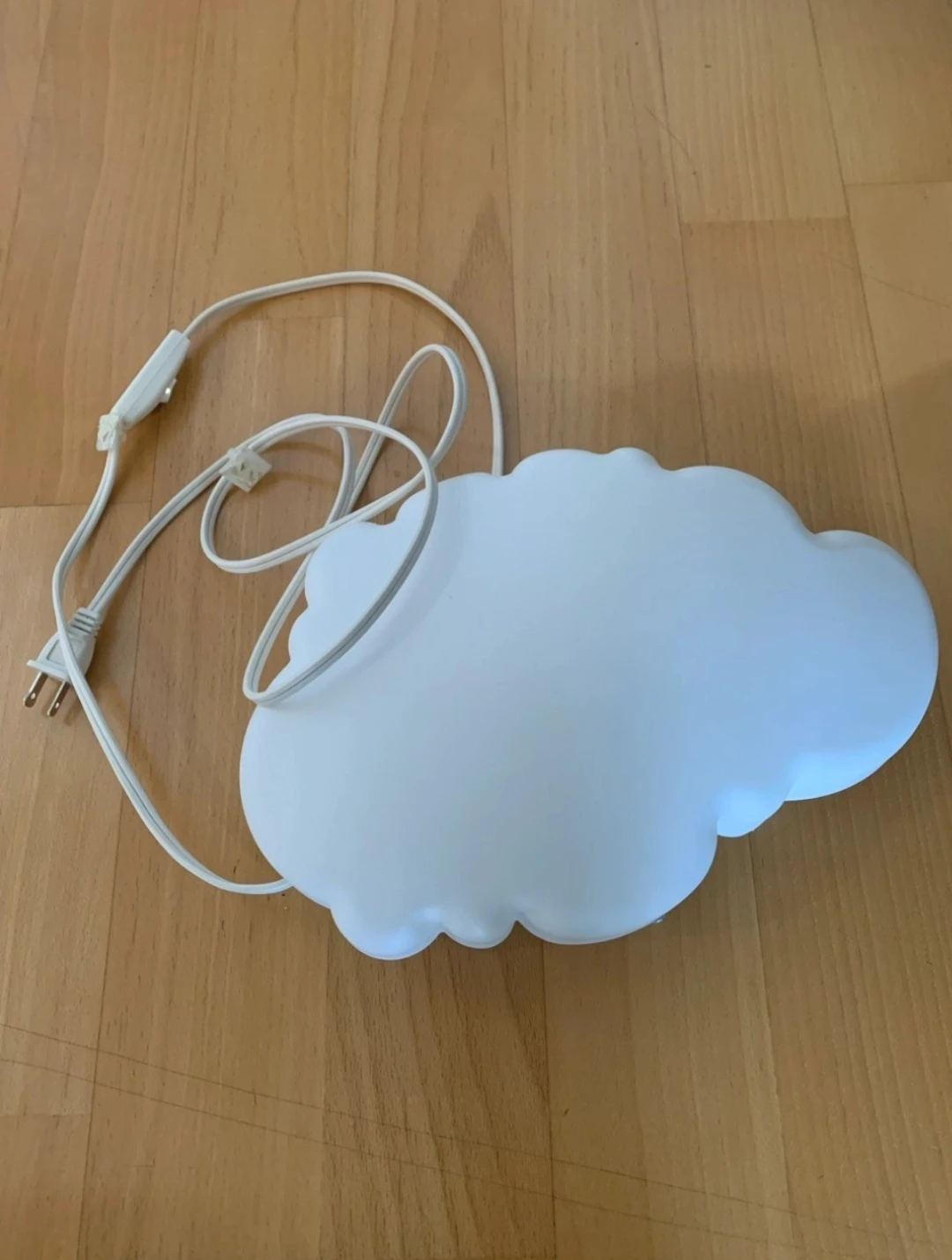 Ikeas wall lamp, cloud white