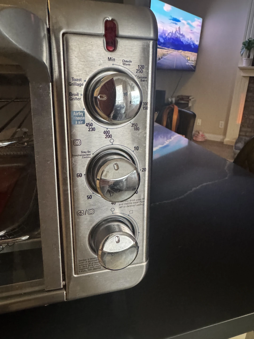 Black+Decker 4-Slice Toaster Oven with Air Fry - photo 2