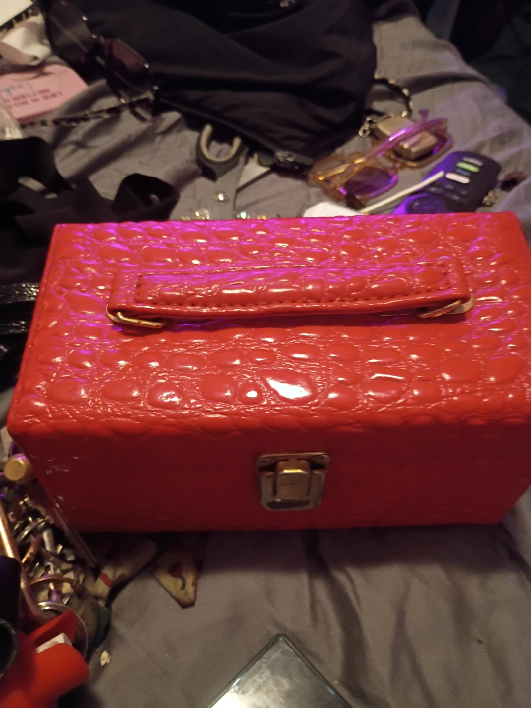 ⚽Red Croc Embossed Vanity Case with Handle
