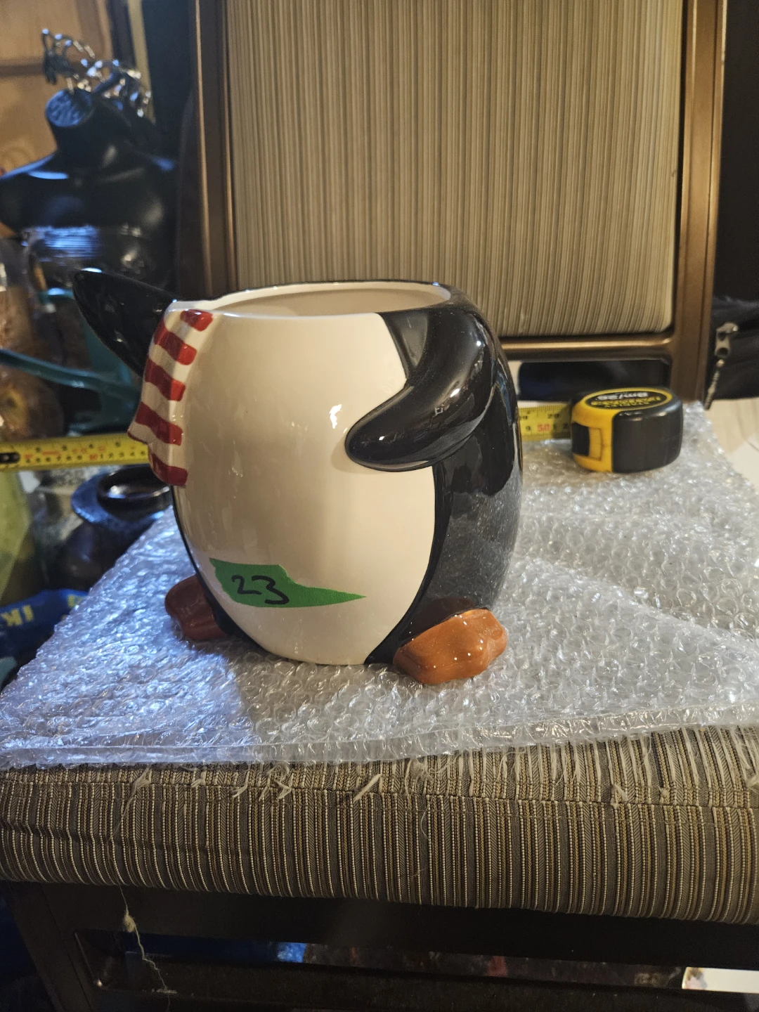 Penguin Mug with Scarf - photo 5