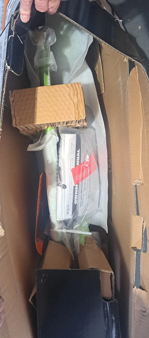E90 Electric Motor Scooter - NEW IN BOX! - photo 2