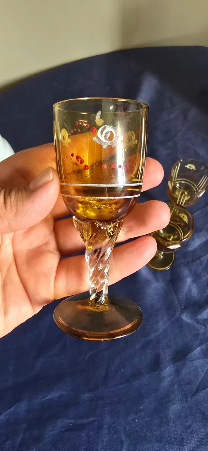 Set of 3 Amber Coloured Shot Glasses with Twisted Stems - photo 2