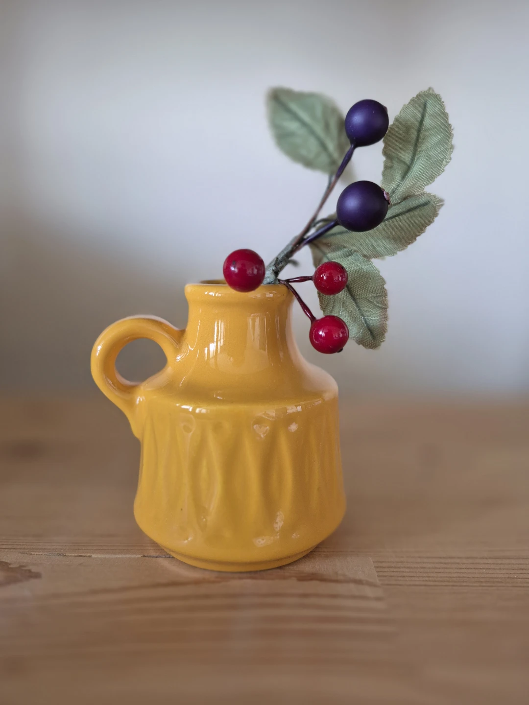 Vintage MINI Jug Vase West German Ceramic: Yellow 💛 - photo 2