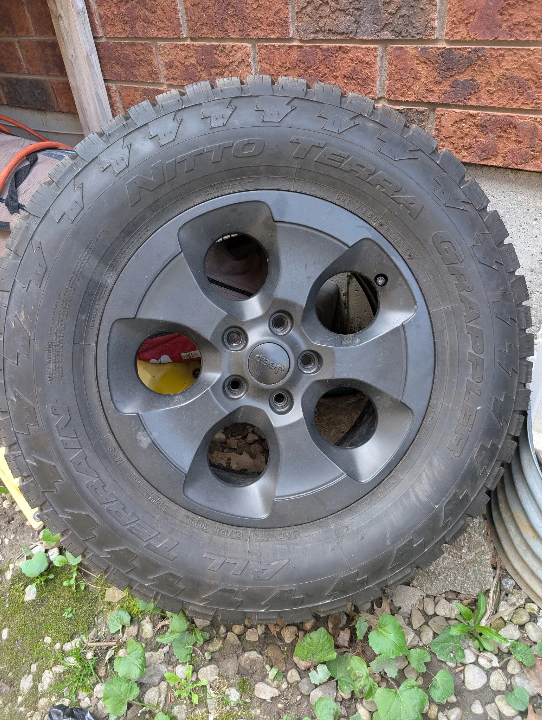 JEEP WRANGLER WINTER TIRES ON O.E.M RIMS 275/65 R18