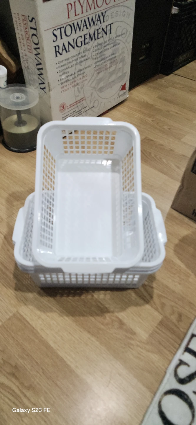 Set of 4 White Plastic Storage Baskets
