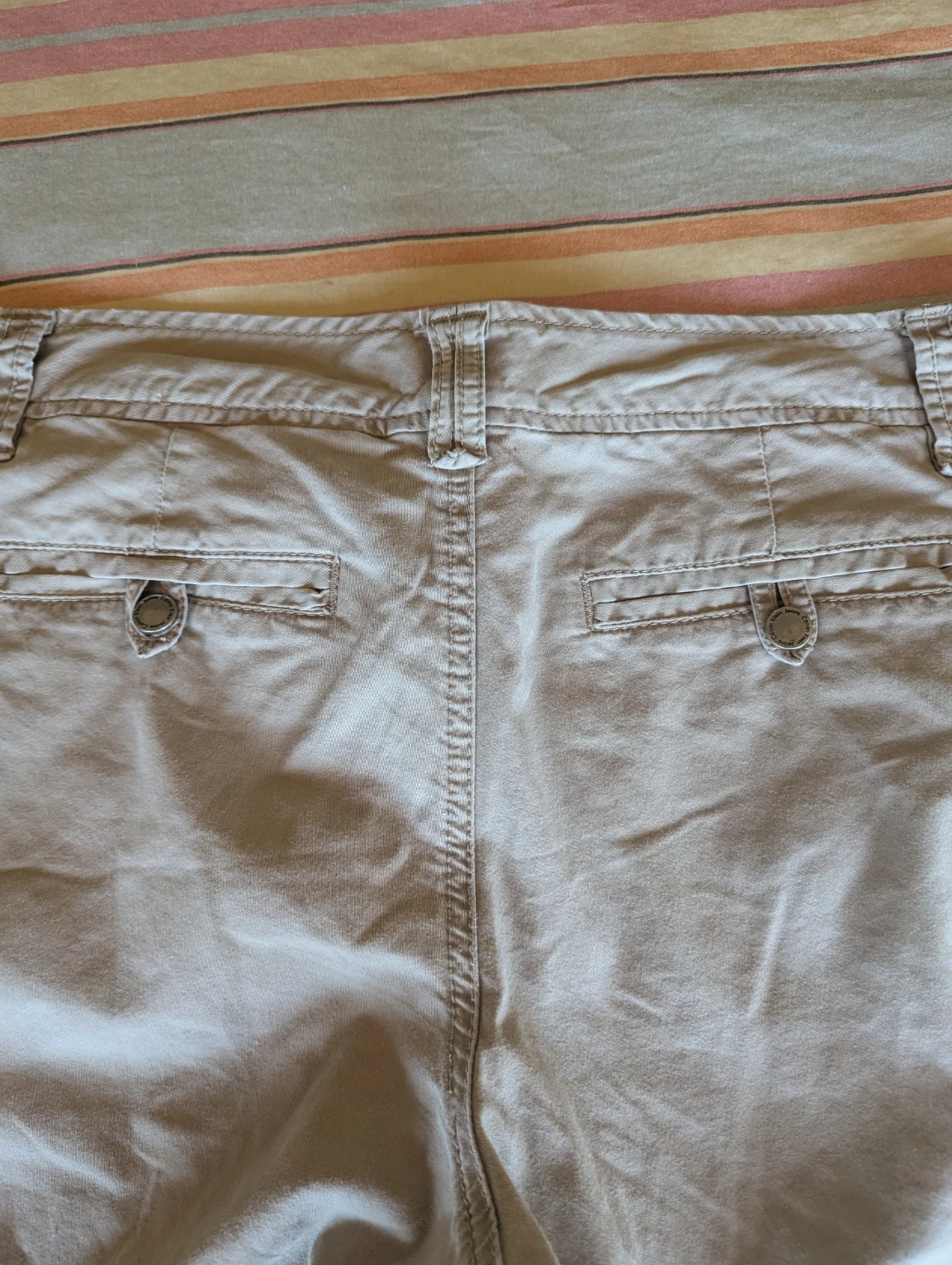 Calvin Klein women's Capri pants. Size 8. Like new. - photo 2
