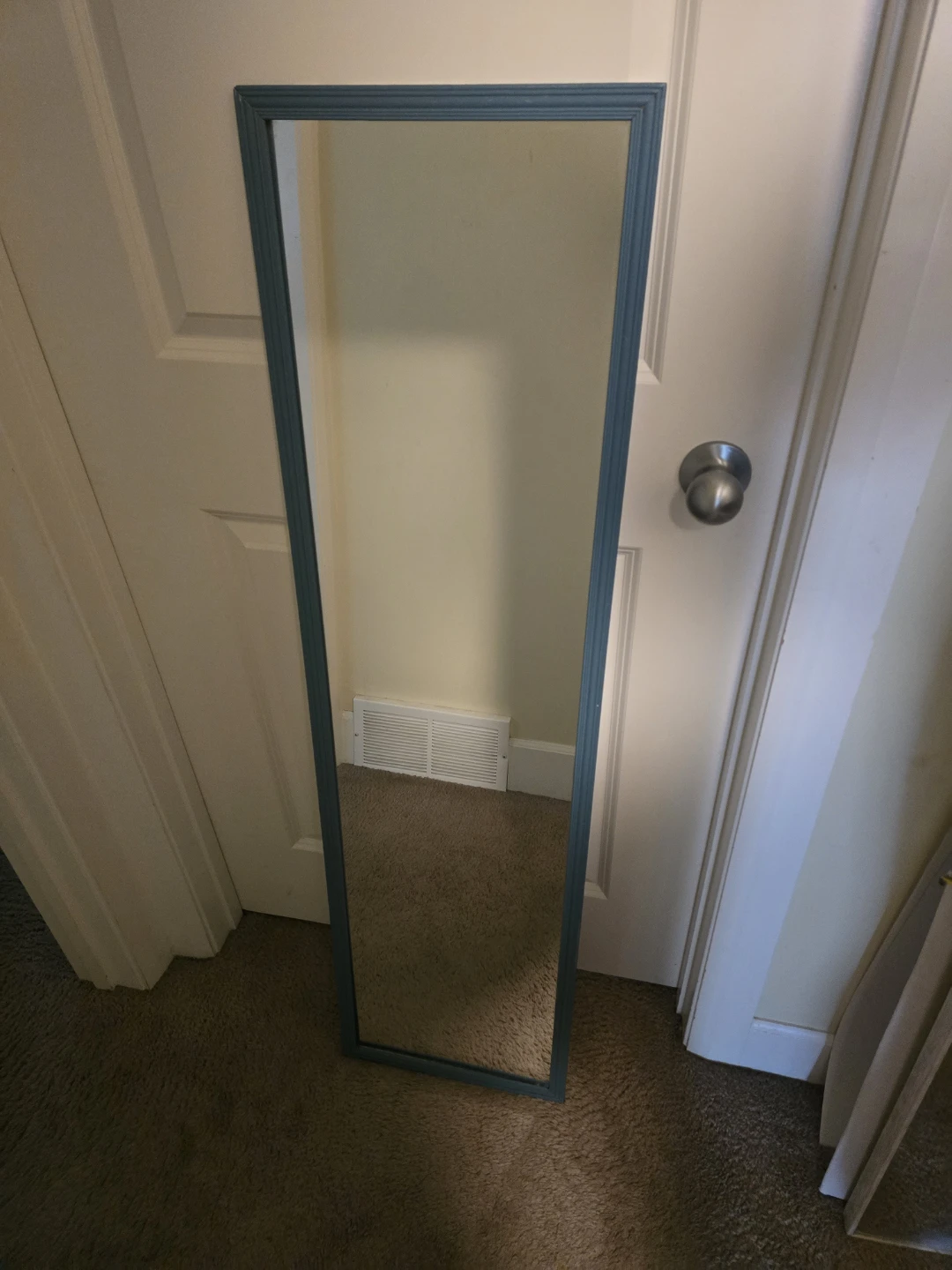 Floor mirror