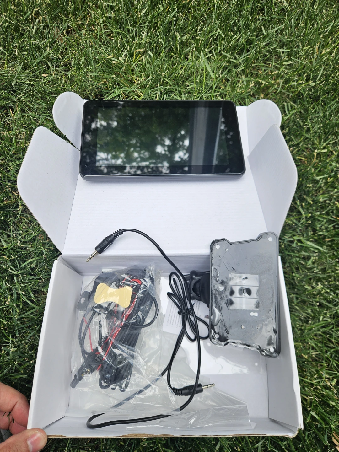 Screen 7" with Apple CarPlay & Android Auto and Back Up Camera - photo 3