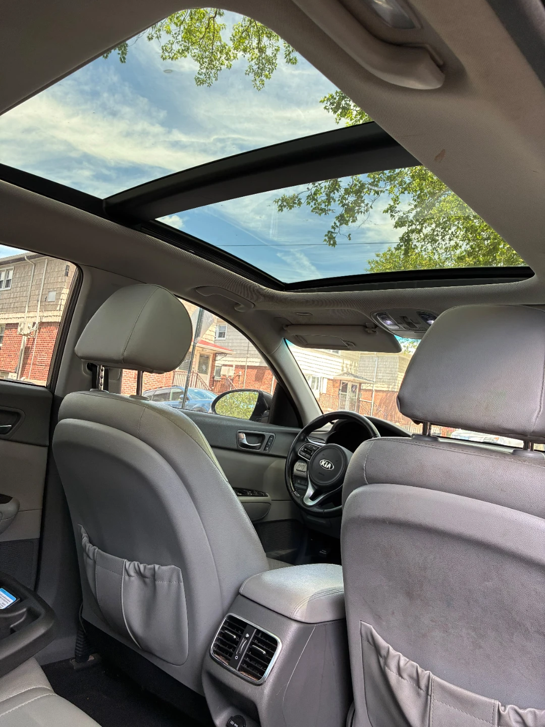 Kia Optima Sedan - photo 3
