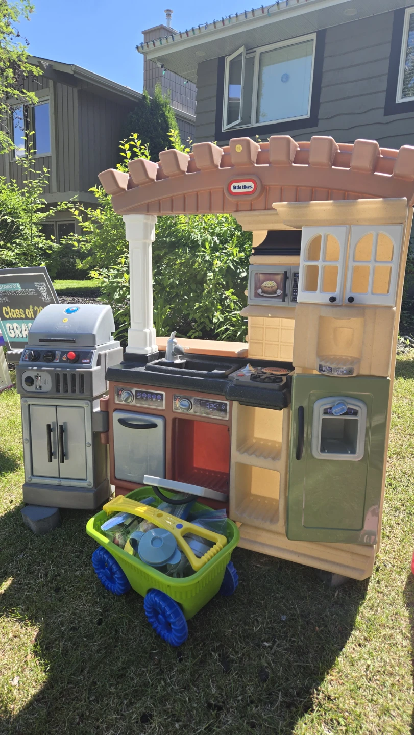 Little Tikes Deluxe Home Kitchen and Grill - photo 2