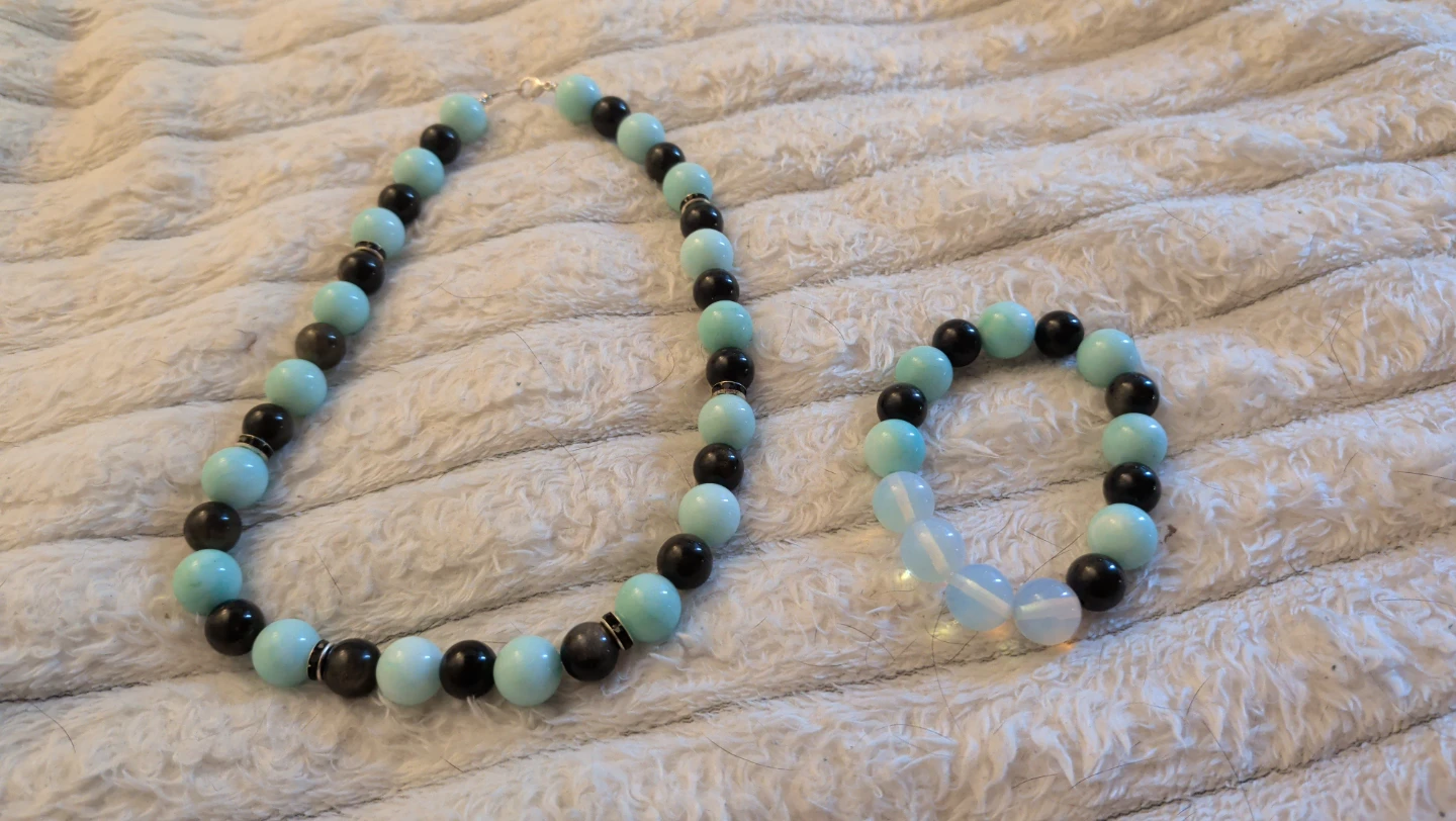 Light Blue Beaded Necklace and Bracelet Set