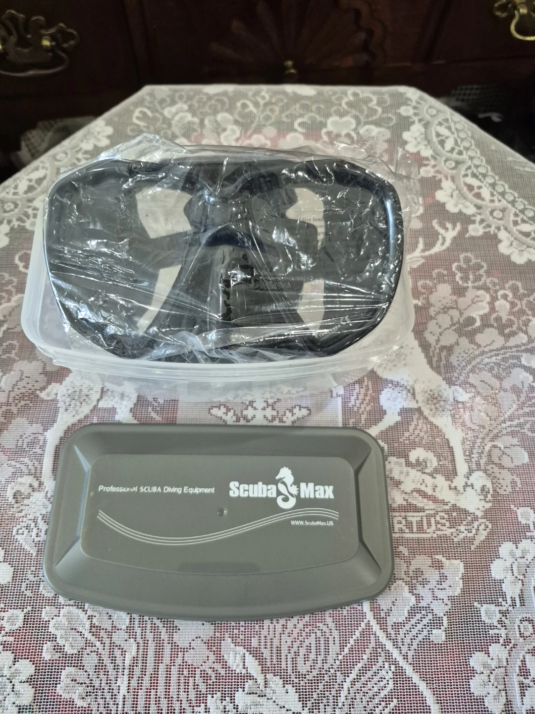 Scuba Max SpiderEye Scuba Diving Mask with Case