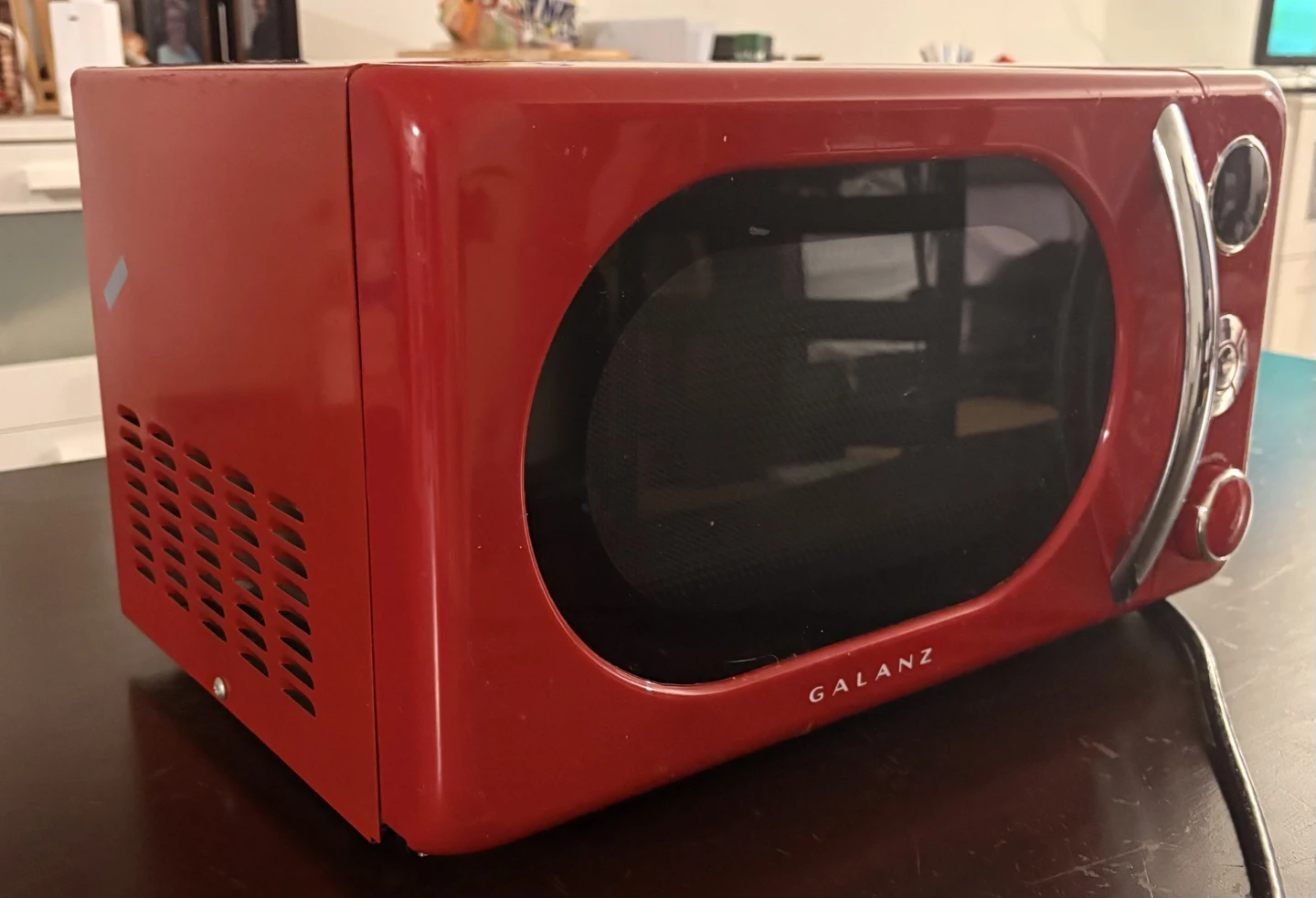 Galanz Retro Microwave Oven - Red