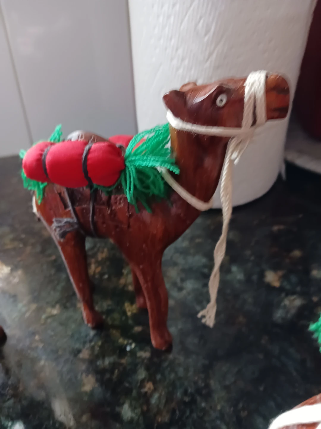 Set of 4 Decorative Wooden Camels with Red & Green Saddle Bags - photo 4