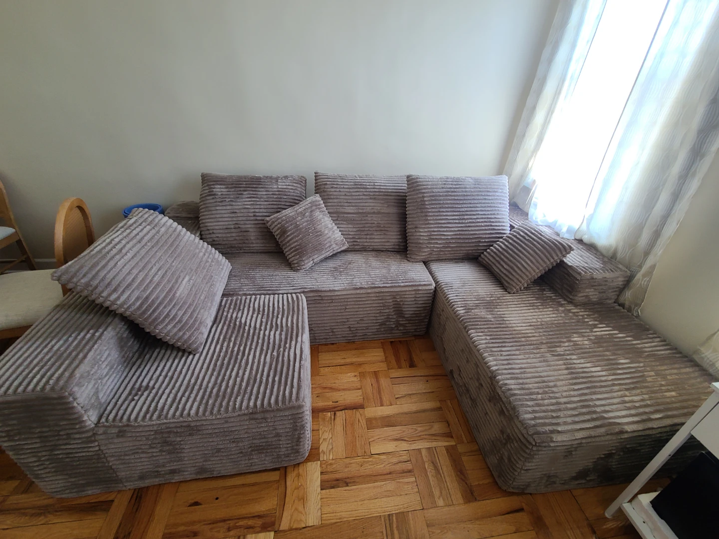 Sectional Sofa with Ottoman - photo 2