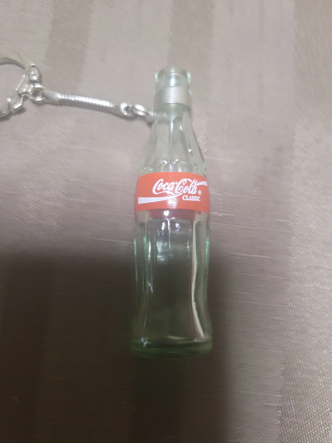 Vintage Glass Coca-Cola Classic Bottle Keychain - photo 2