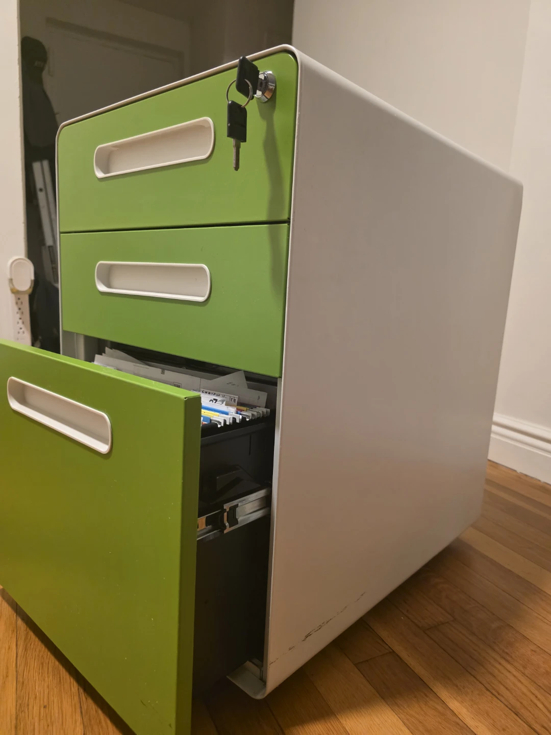 3-Drawer Rolling File Cabinet - photo 4