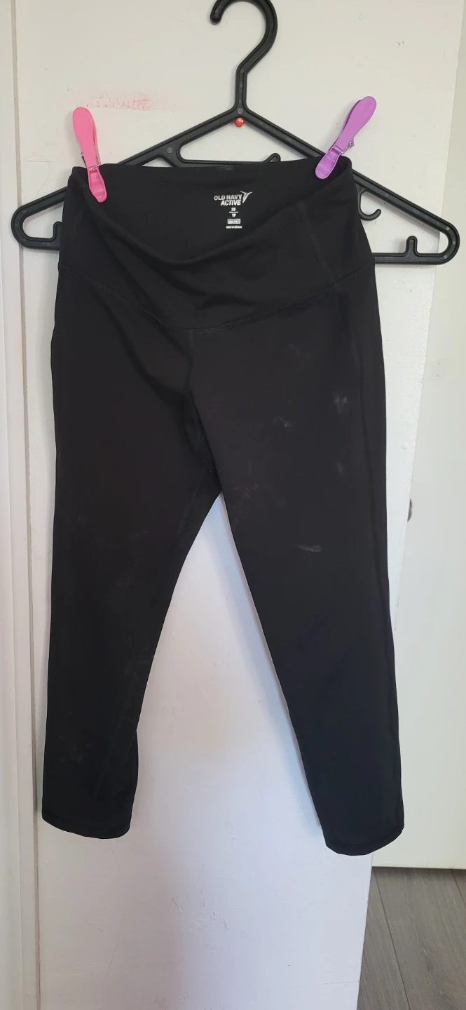 Old Navy Active Black Capris Size XS