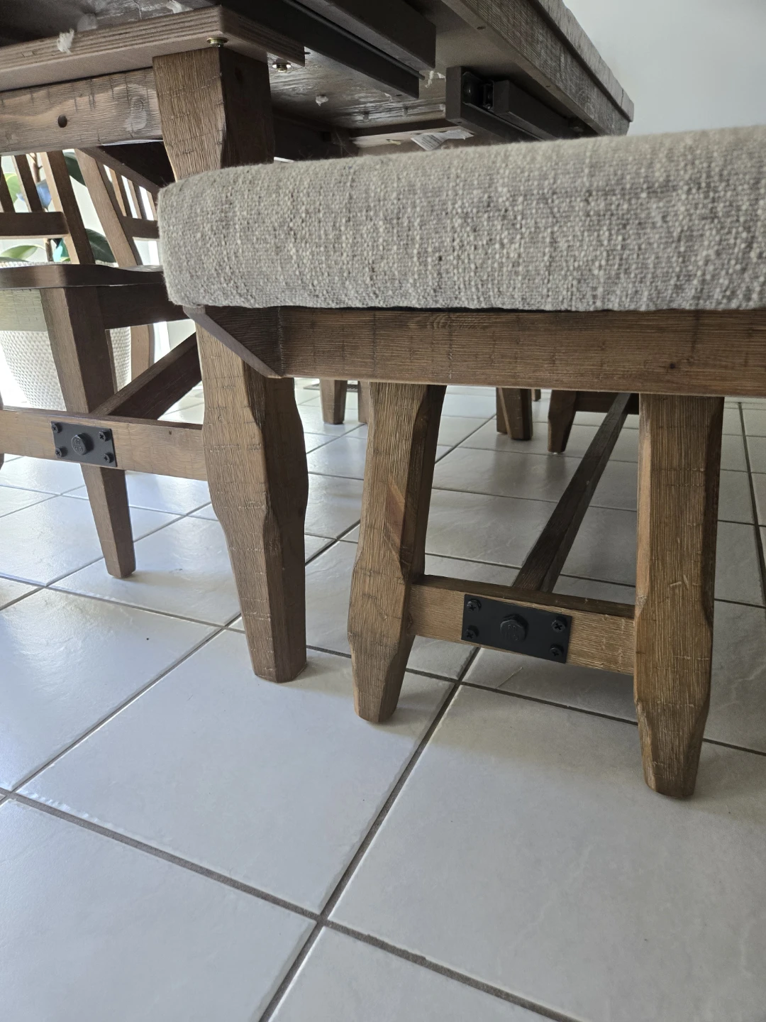 Beautiful Rustic Wooden Dining Table Set (3yr warranty) - photo 4