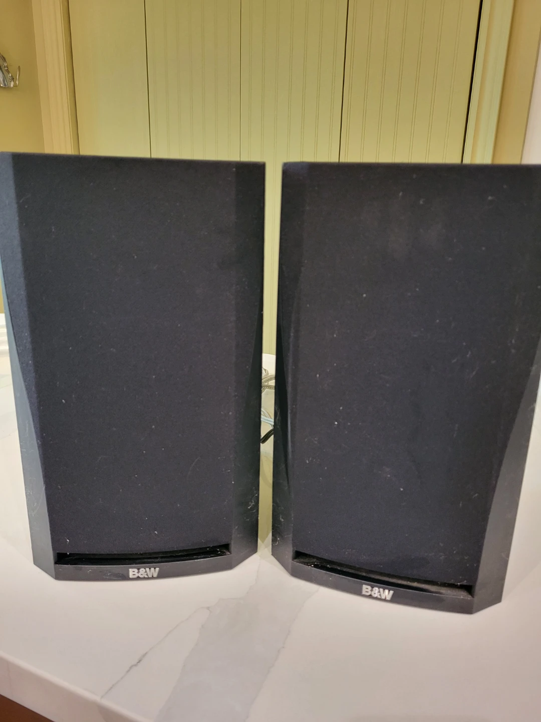 B&W Bookshelf Speakers
