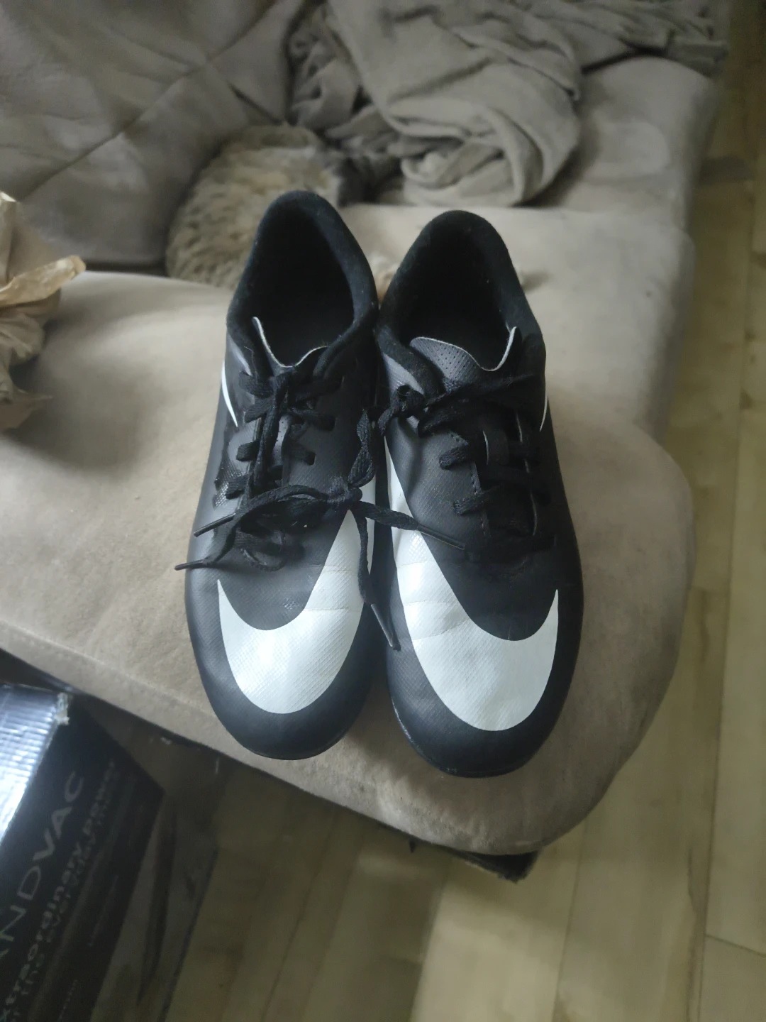 Nike Youth Soccer Cleats - photo 3