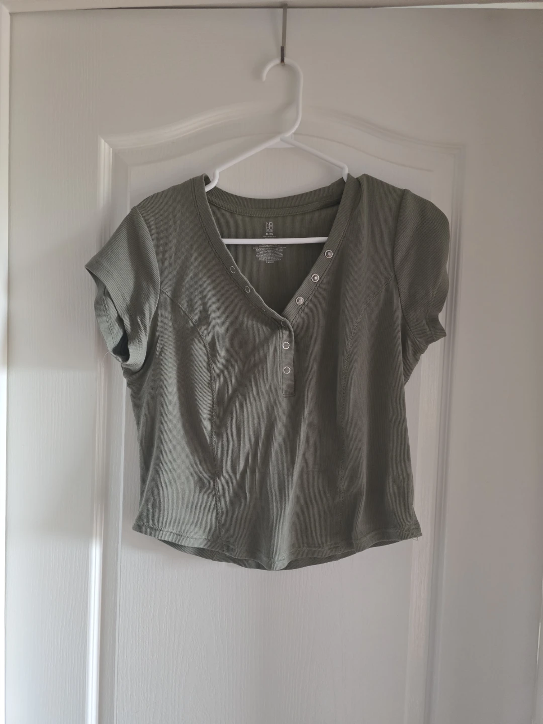 Green shirt size xl