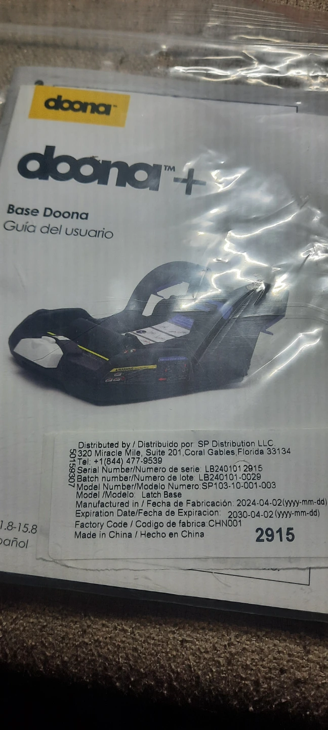 Doona Latch Base Car Seat Base #freecycle - photo 2