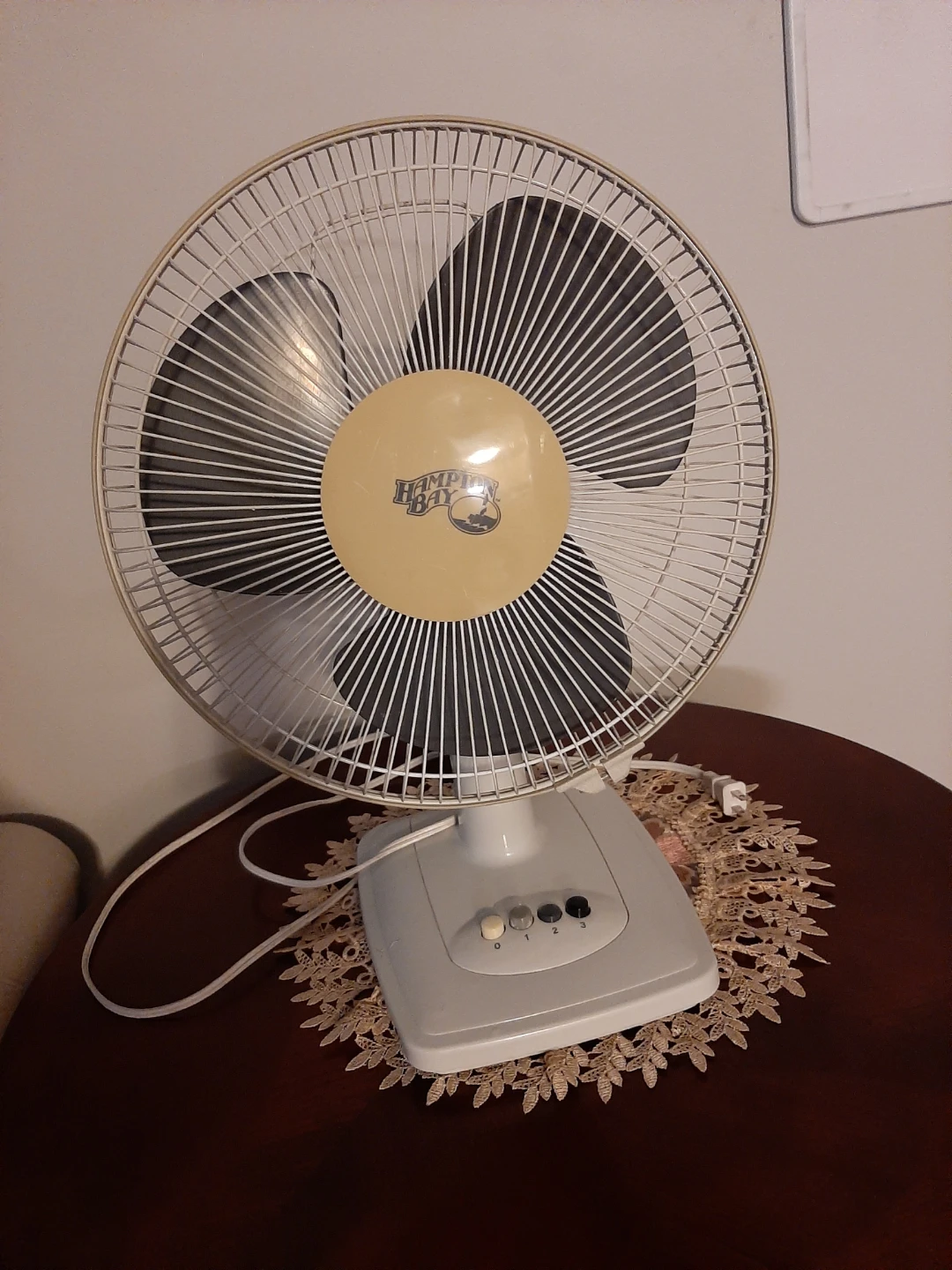 Hampton Bay Table Fan
