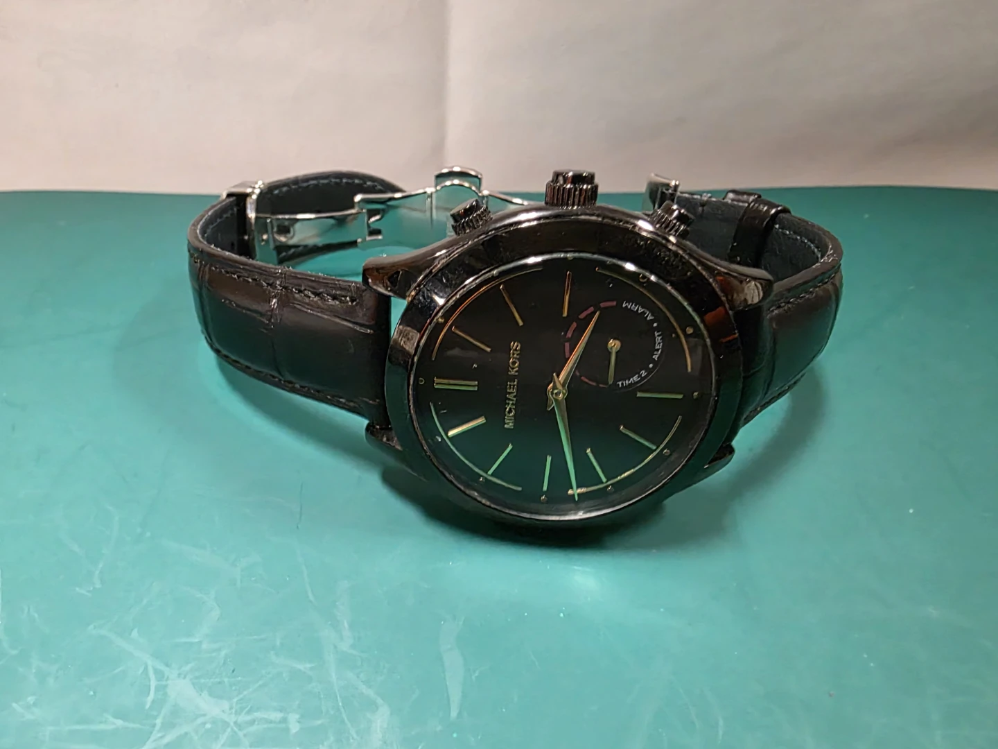 Michael Kors Men's Slim Runway Access Hybrid