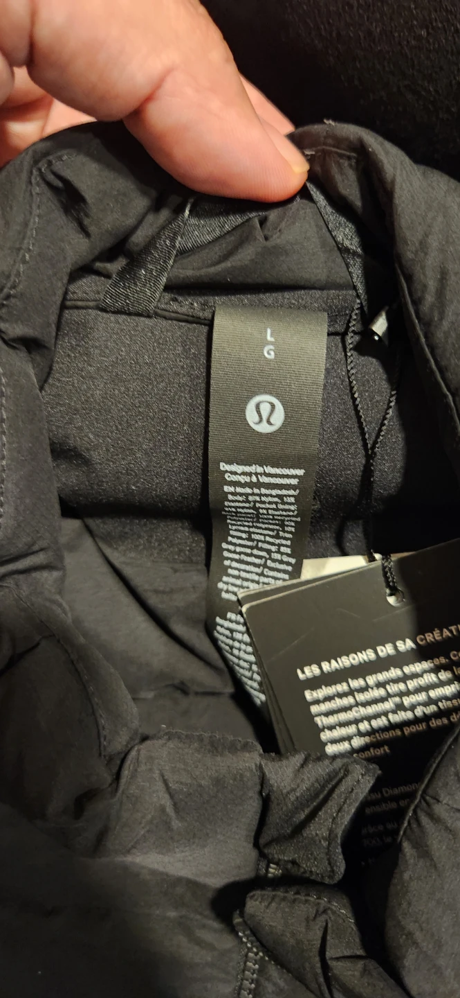 Brand New Lululemon Vest Size  Large - photo 4