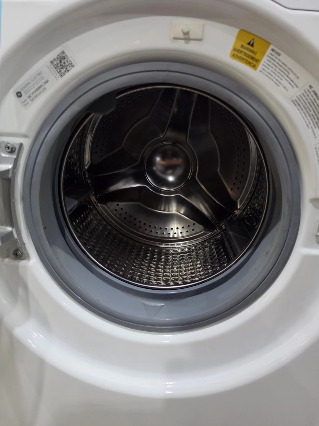 GE 24" White Front-Load Stackable Washer & Electric Dryer Set - photo 4