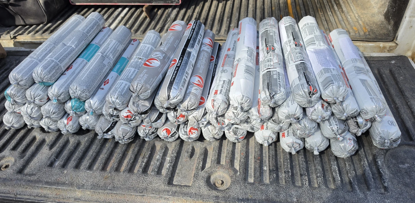 Various Caulking Tubes - 3M, SI /  DOWSIL - photo 2