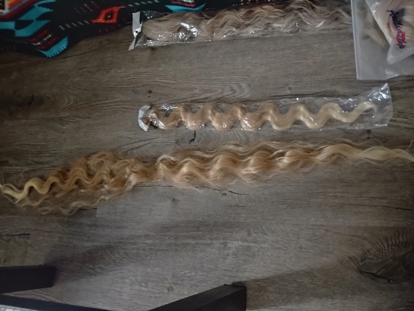 Blonde Wavy Hair Extensions
