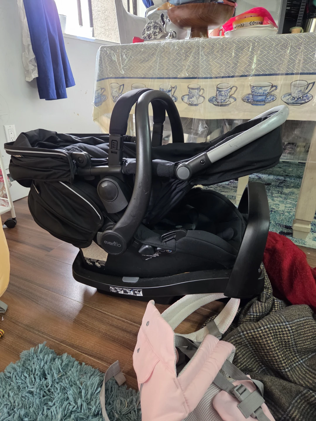 Evenflo Travel System Stroller and Car Seat - photo 4