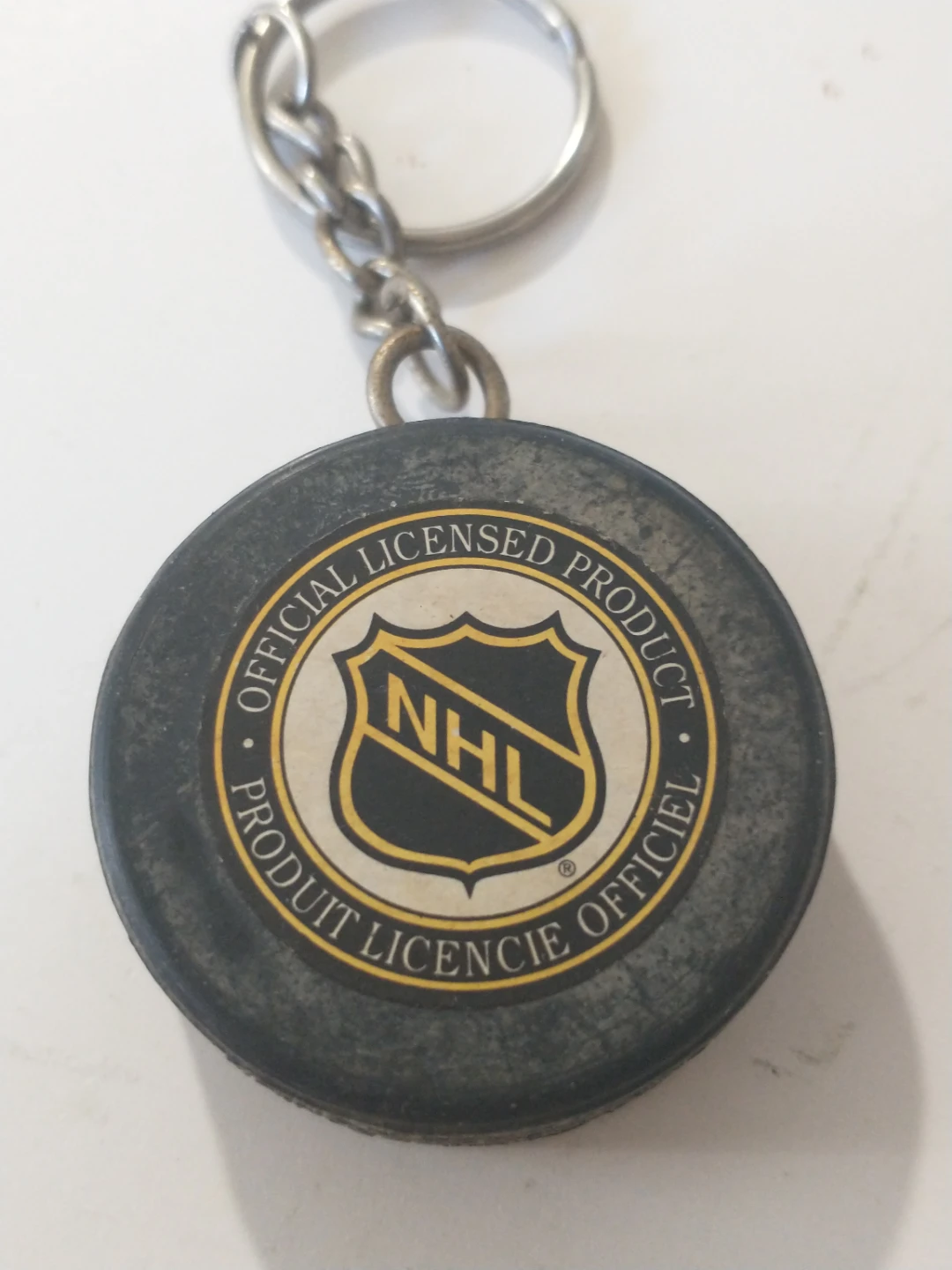 Rare circa 1980s-90s Tulsa Oilers NHL Puck Keychain - photo 3
