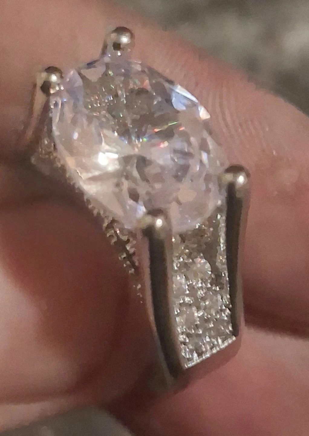 New Sparkly Cocktail Ring US SIZE 10 - photo 3