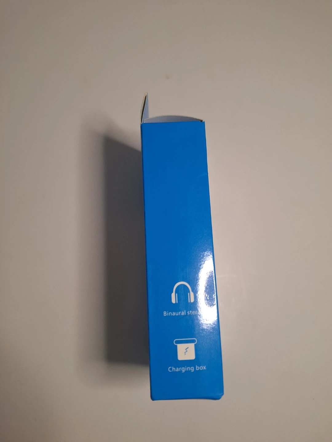 Bluetooth earphones buds with charging case - photo 2