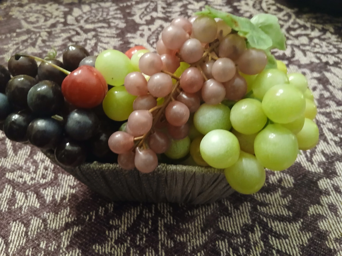 Artificial Grapes Display - photo 2