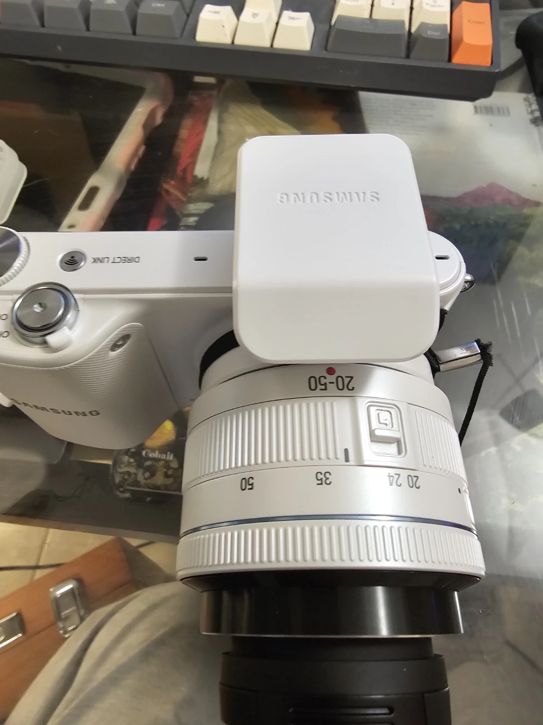 Samsung NX2000 Mirrorless Camera Kit - photo 3