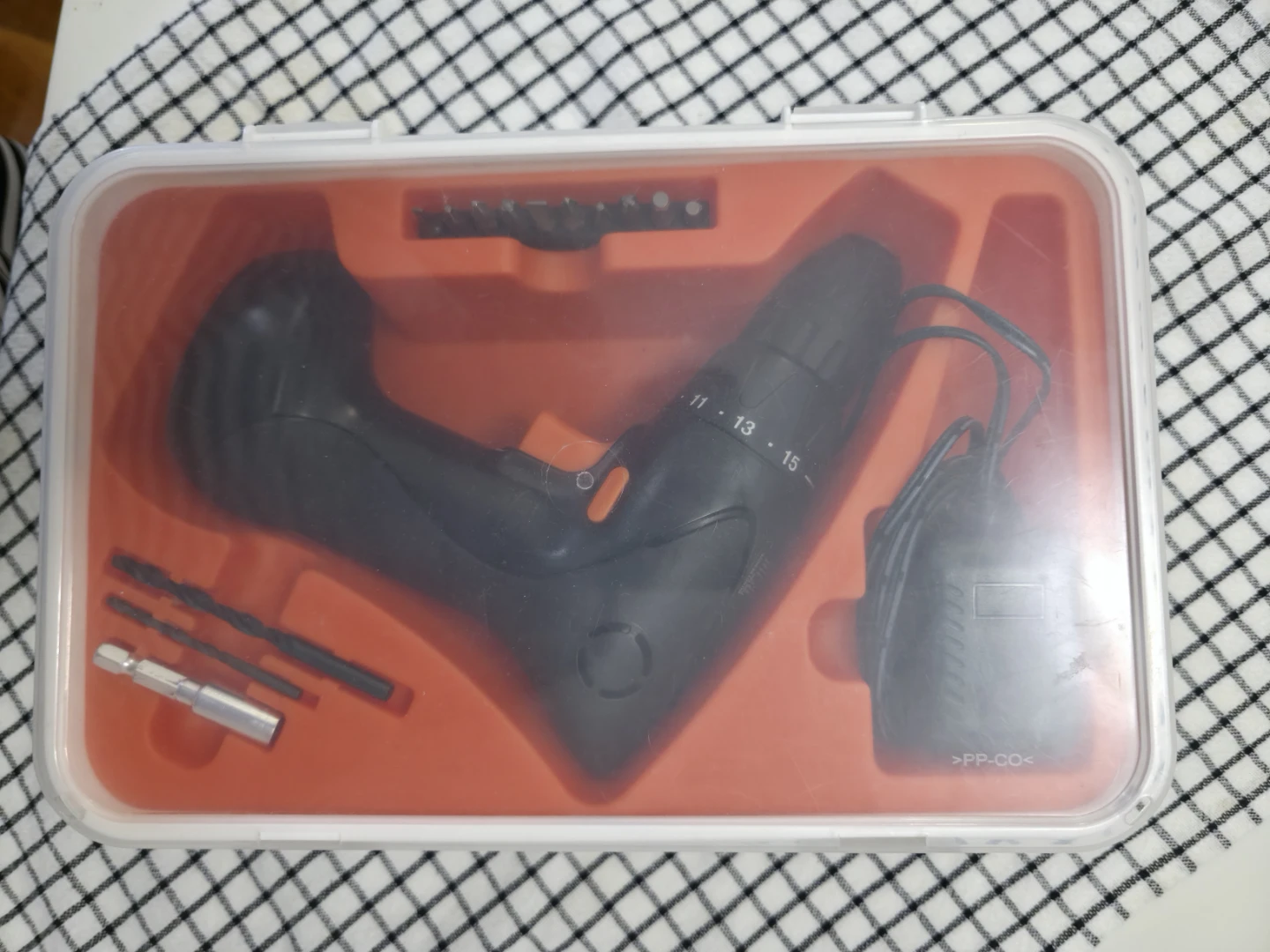 IKEA FIXA 7.2V Cordless Drill with Bits - photo 2