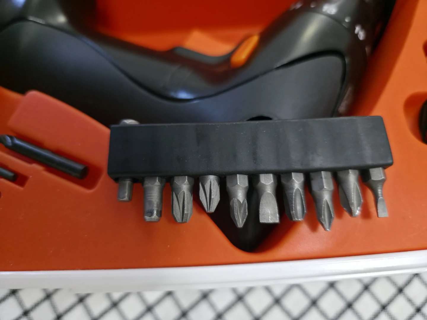 IKEA FIXA 7.2V Cordless Drill with Bits - photo 3