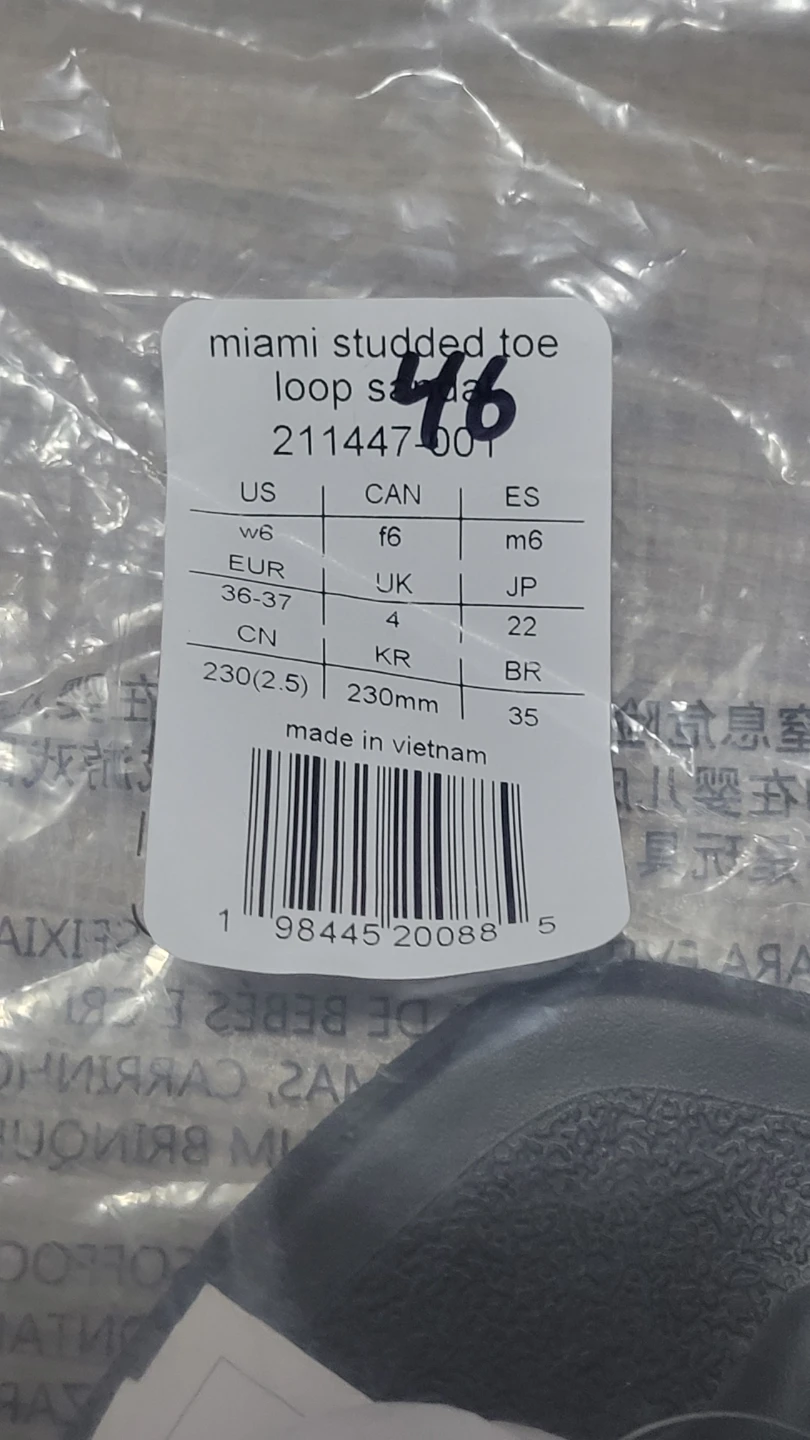 Crocs Miami Studded Toe Loop Sandals Black Women's Size 6 - photo 2