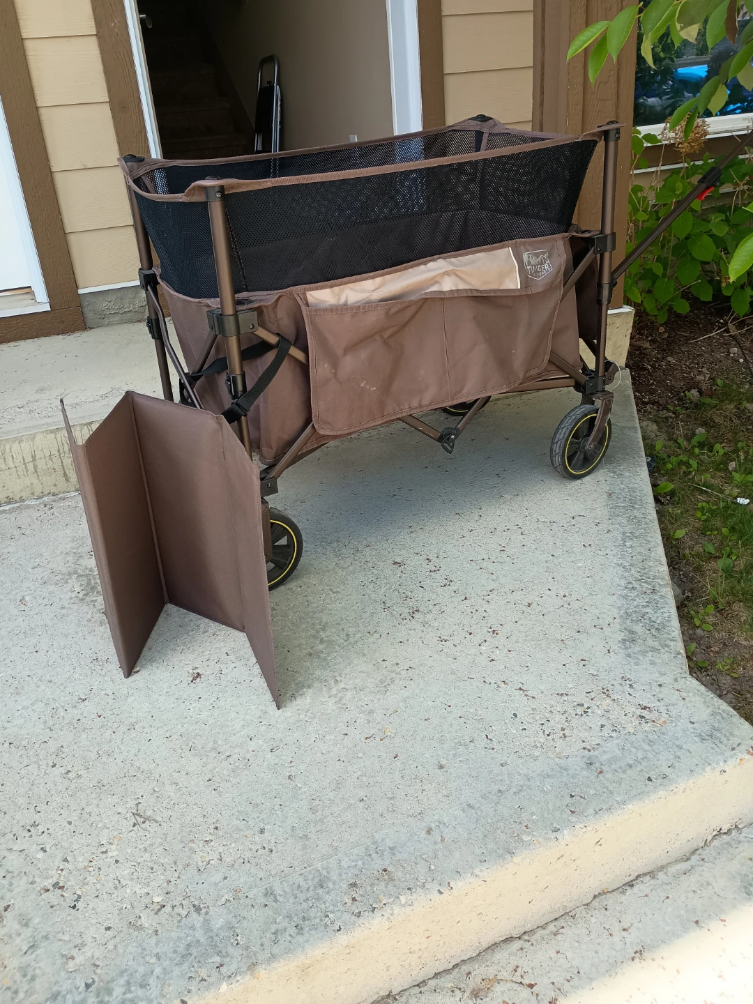 Timber Ridge Folding Wagon - photo 3